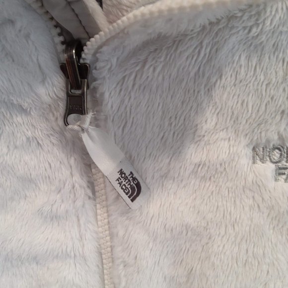 THE NORTH FACE White Furry Jacket size Medium - Picture 4 of 7